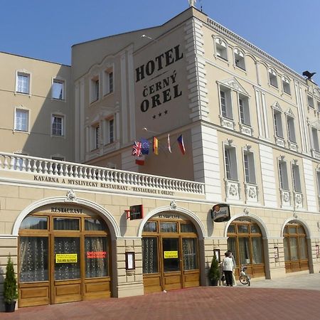 Hotel Cerny Orel Zatec المظهر الخارجي الصورة